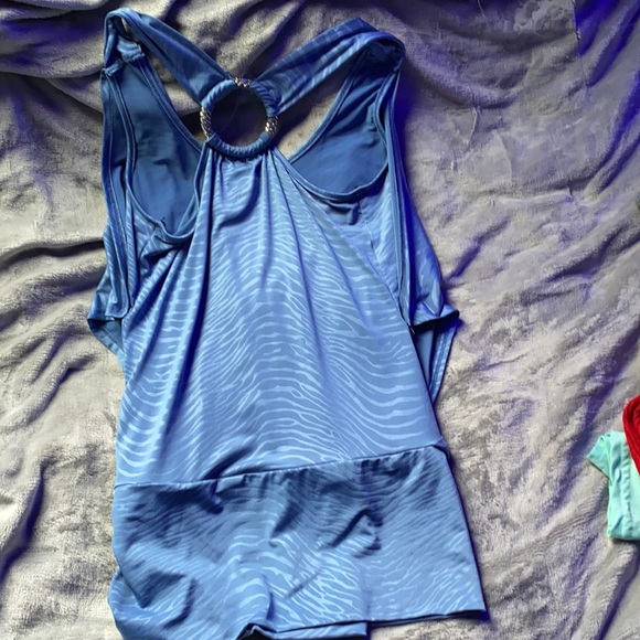 XOXO Blue animal print tank top, size S - Picture 3 of 4
